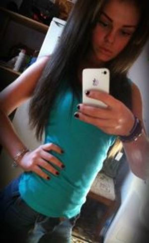 Holly from Illinois is looking for adult webcam chat
