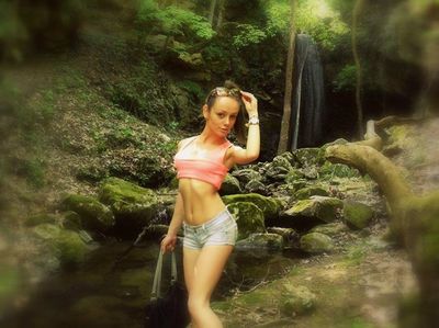 Looking for girls down to fuck? Alisa from Oregon is your girl