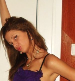 Finding a fuck buddy like Ruby from New Jersey has never been easier