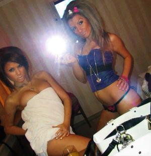 Looking for girls down to fuck? Helena from Tennessee is your girl