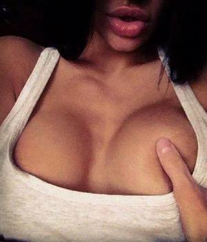 Pamela is a cheater looking for a guy like you!