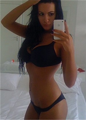 Brooke from Ohio is looking for adult webcam chat
