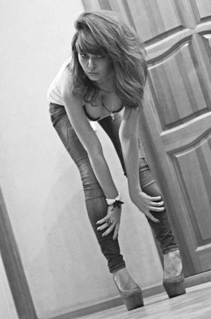 Looking for local cheaters? Take Emmalee from Pennsylvania home with you