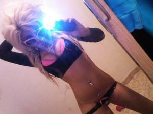 Ivonne from Northwood, Iowa is looking for adult webcam chat