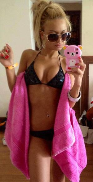 Janelle is a cheater looking for a guy like you!