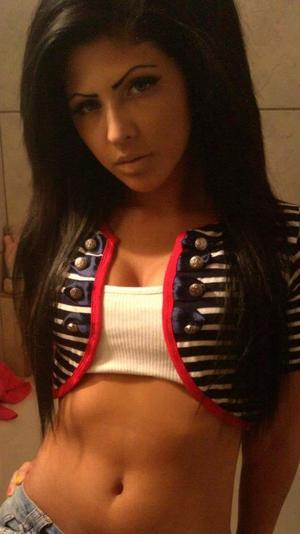 Finding a fuck buddy like Mayra from Massachusetts has never been easier