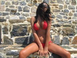Looking for girls down to fuck? Maeve from Virginia is your girl