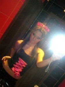 Haven is a cheater looking for a guy like you!